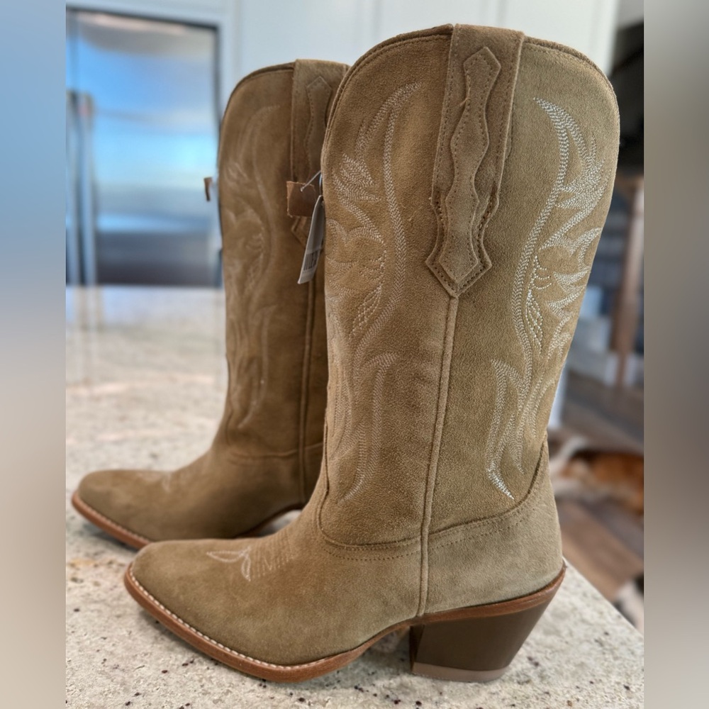 Idyllwind Taupe Embroidered Heeled Boots